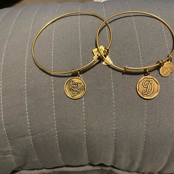 Lot of Alex and Ani gold bracelets - Picture 3 of 3